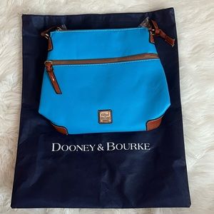 BRAND NEW Dooney & Bourke Purse